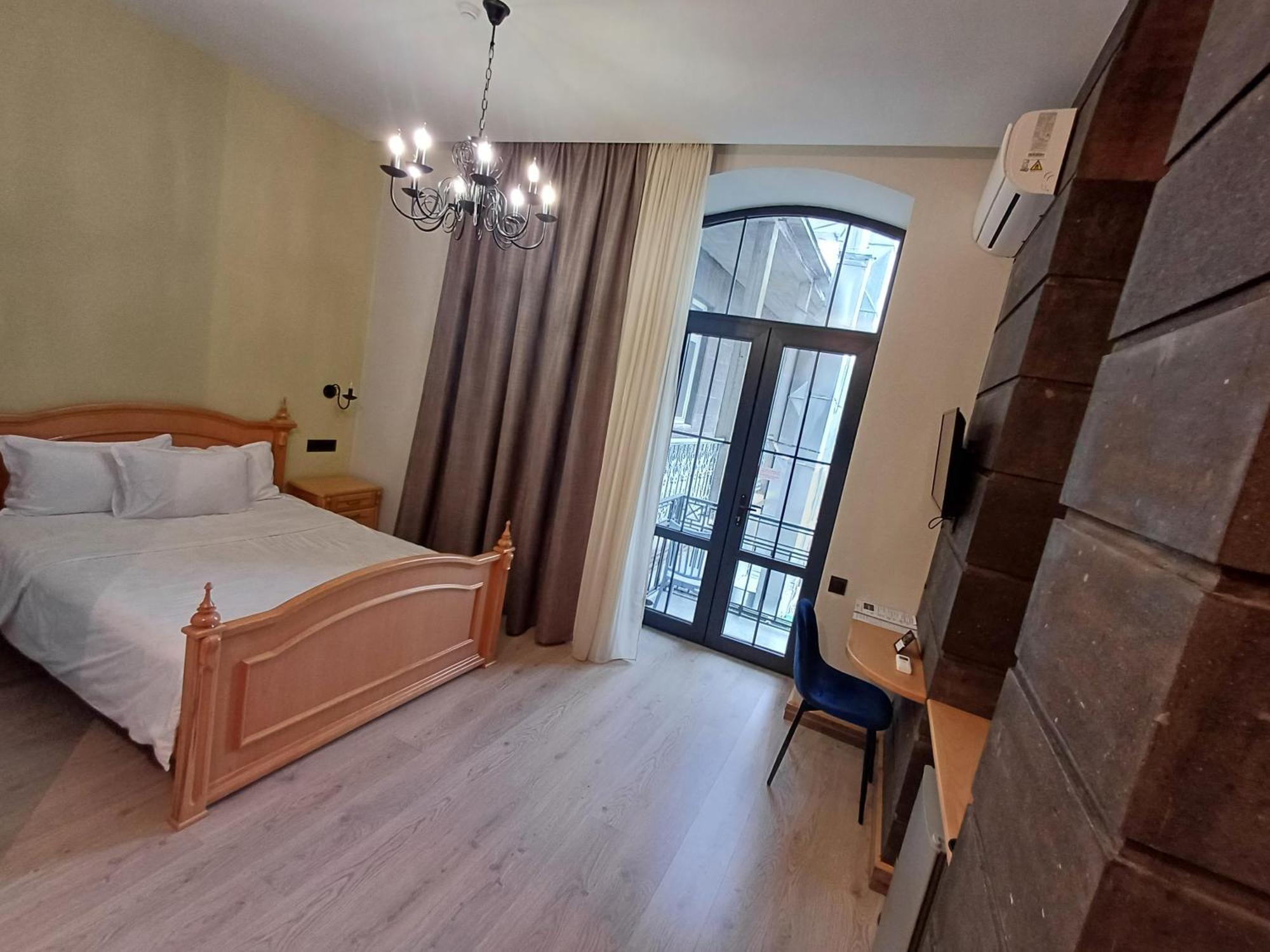 Old Avenue Hotel Gyumri Eksteriør bilde